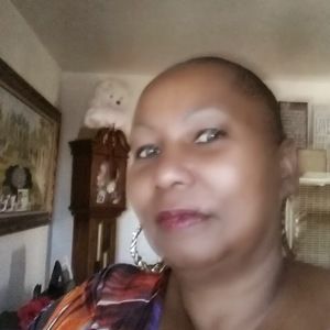 Meet your Posher, Debra